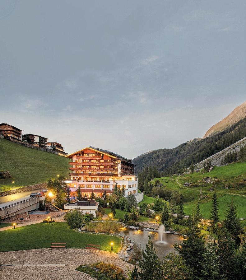 Alpenhof 4* Tux