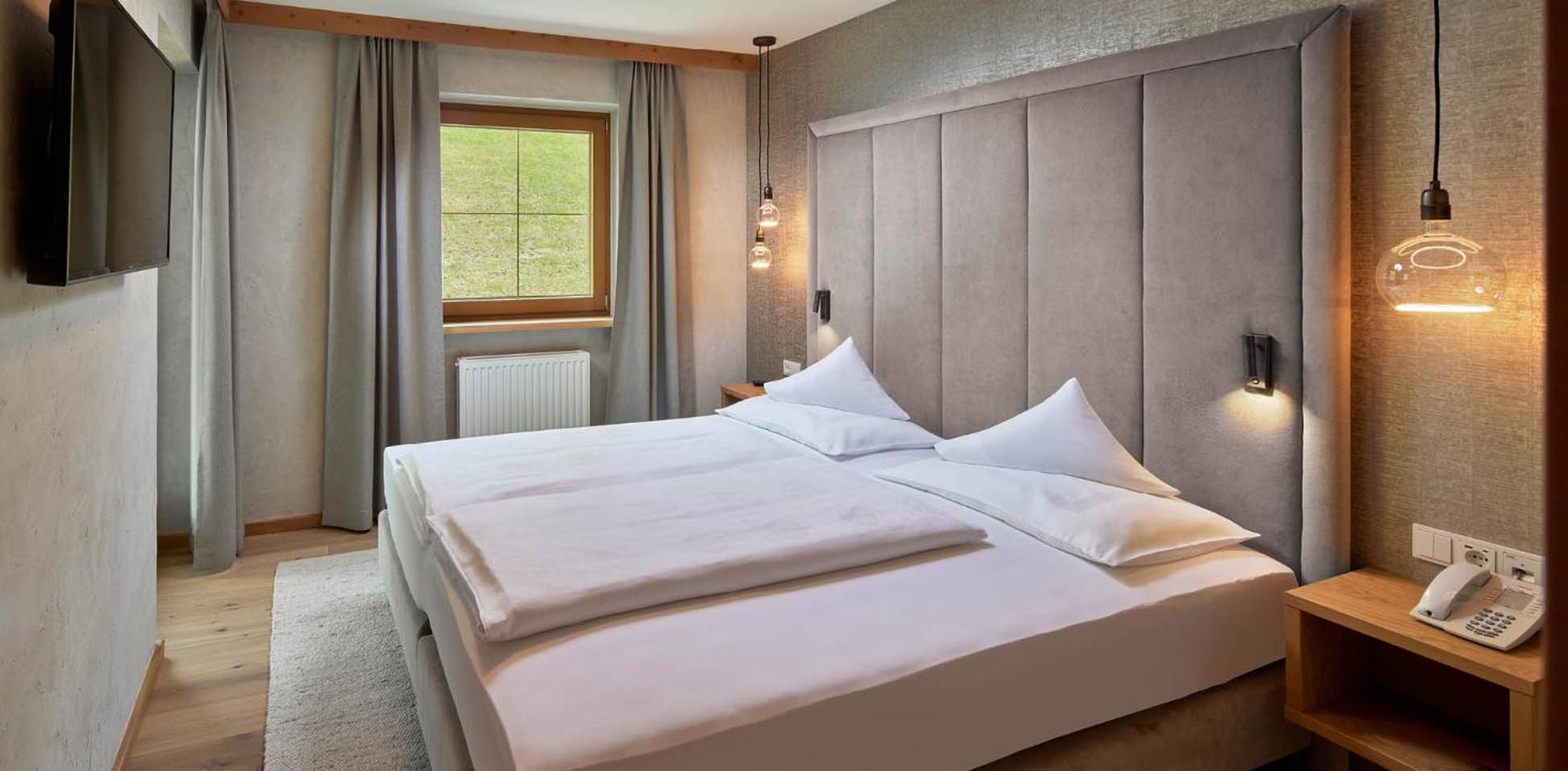 Hotel Alpenhof 4*